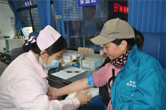 2020年皖南電機(jī)員工踴躍參加無(wú)償獻(xiàn)血 2020年皖南電機(jī)員工踴躍參加無(wú)償獻(xiàn)血