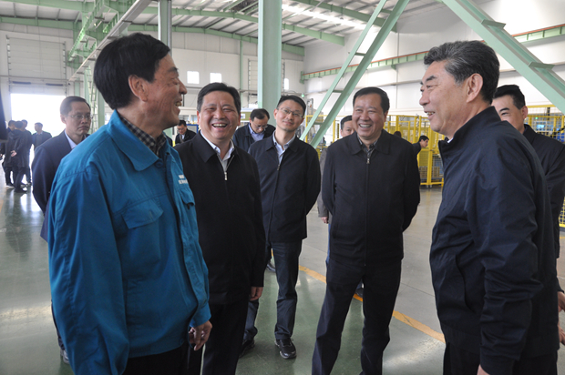 安徽省常務(wù)副省長(zhǎng)鄧向陽來皖南電氣調(diào)研 安徽省常務(wù)副省長(zhǎng)鄧向陽來皖南電氣調(diào)研